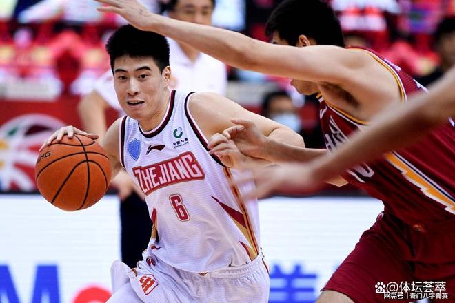 爱游戏-包含里程碑夜！浙江稠州临场应变，意甲加时末段刷纪录，更衣室稳定，赛程密集仍需轮换的词条